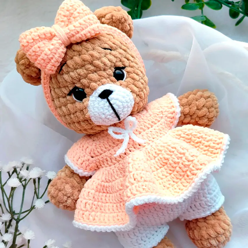 Мишка в платье